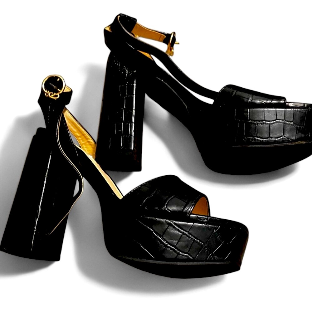 GUESS Black Women's Sandals - Picture 2 of 11